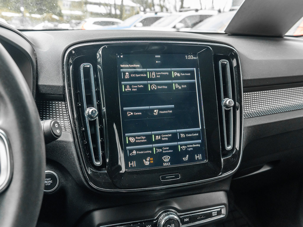 2022 Volvo XC40 R-Design-18