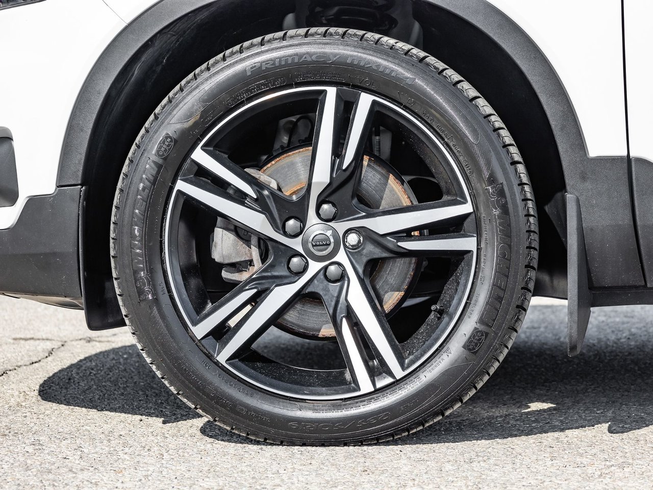 2022 Volvo XC40 R-Design-3