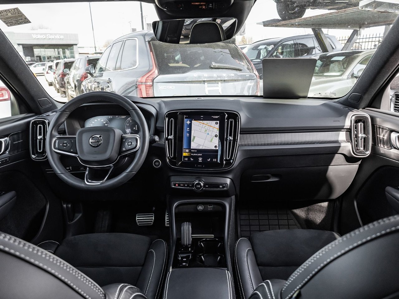 2022 Volvo XC40 R-Design-26