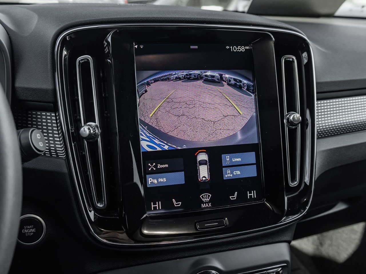 2022 Volvo XC40 R-Design-12