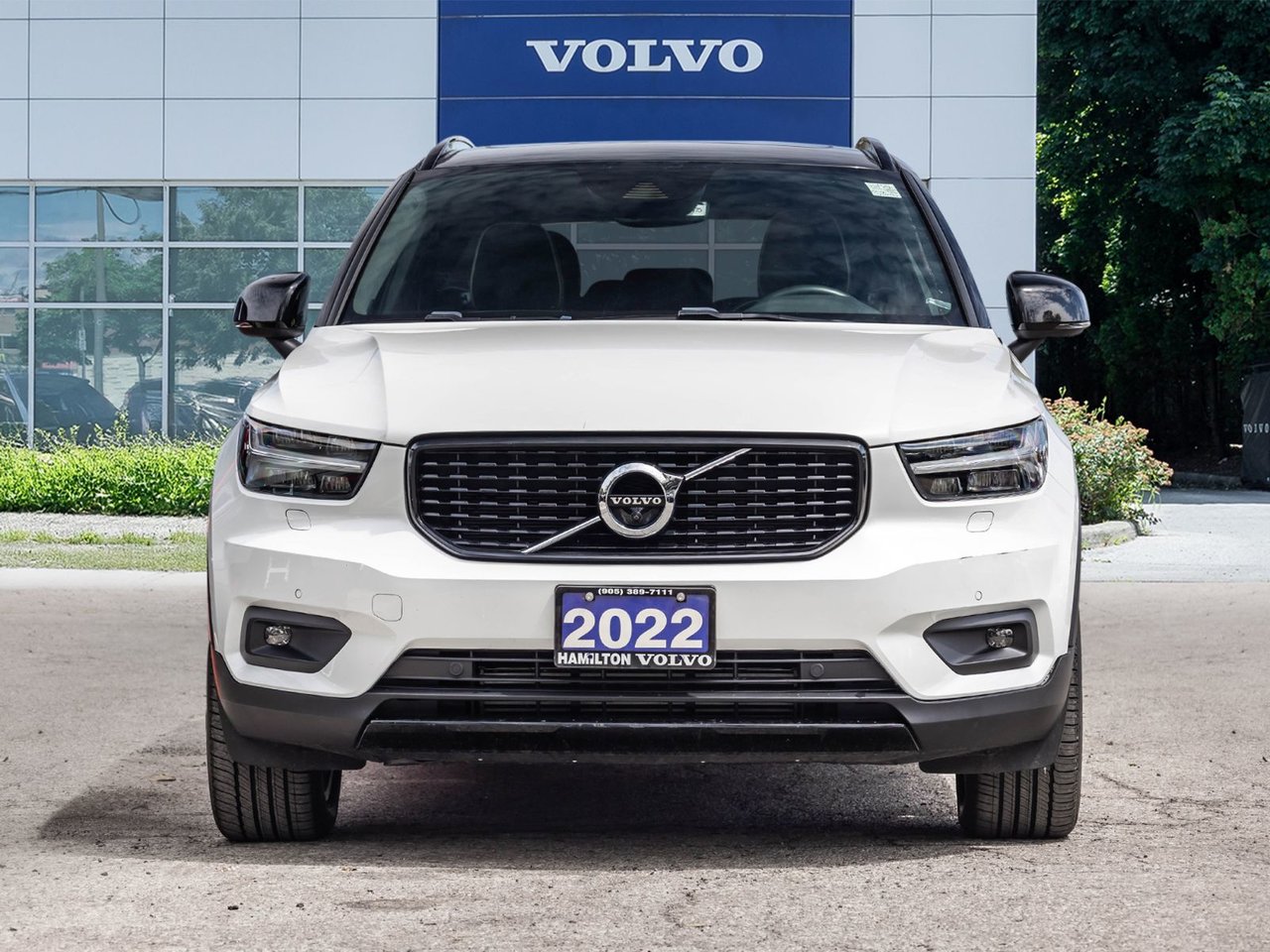 2022 Volvo XC40 R-Design-1