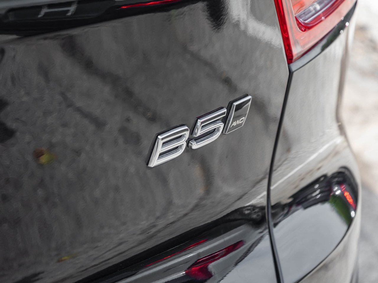 2025 Volvo XC40 Core Bright Theme-7