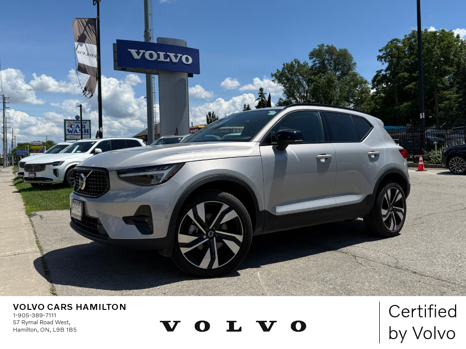 2025 Volvo XC40 Plus Dark Theme-0