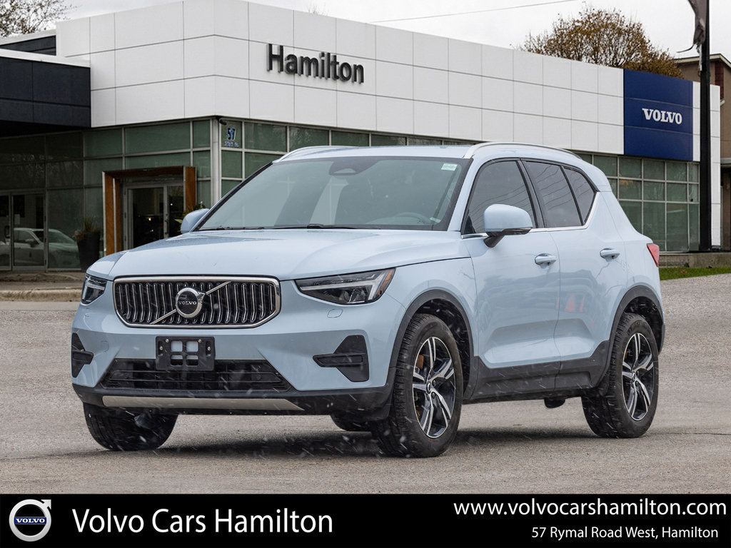 2025 Volvo XC40 Core Bright Theme-0
