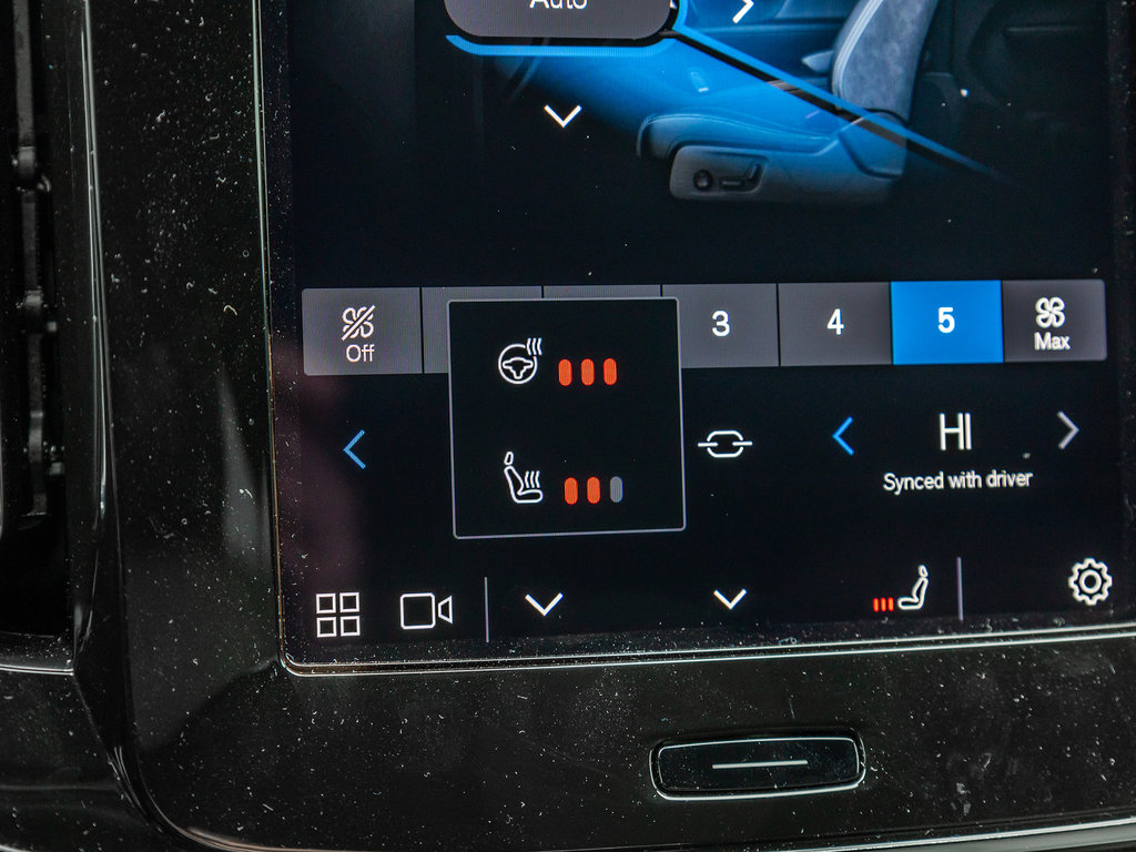 2025 Volvo XC40 Core Bright Theme-20