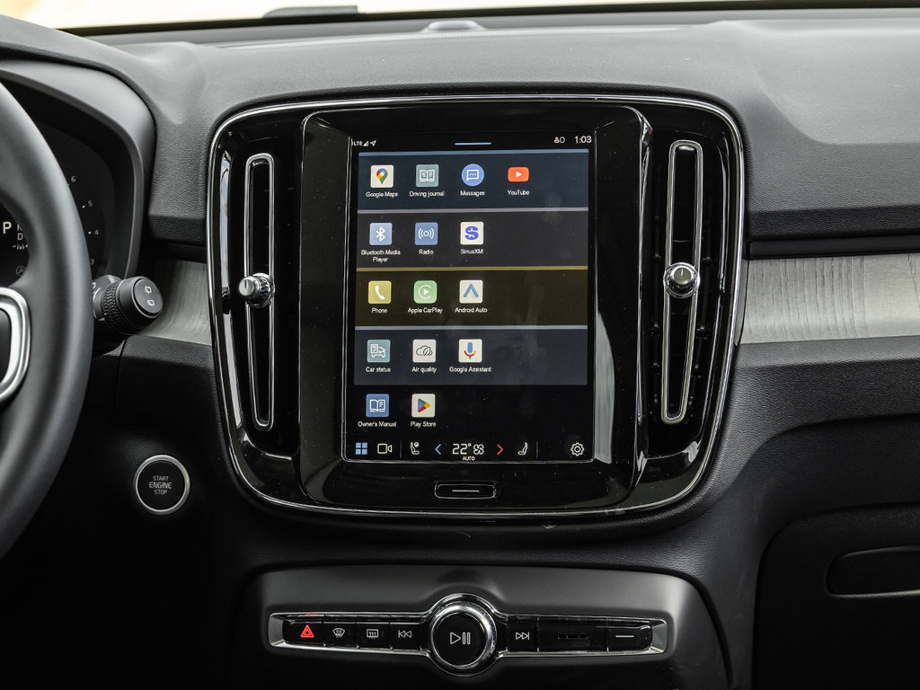 2025 Volvo XC40 Plus Dark Theme-23