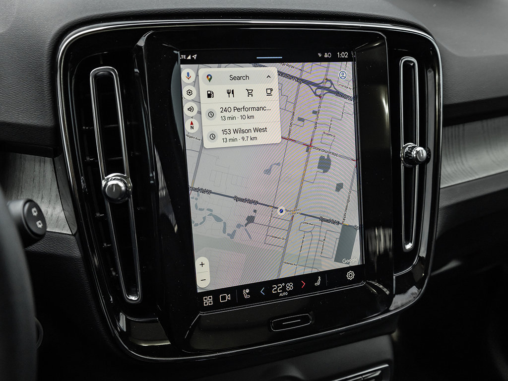 2025 Volvo XC40 Plus Dark Theme-10