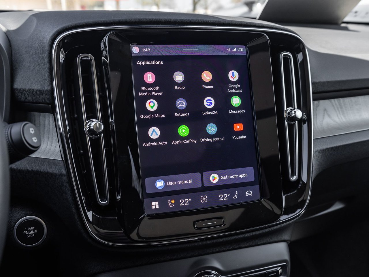 2025 Volvo XC40 Plus Dark Theme-21