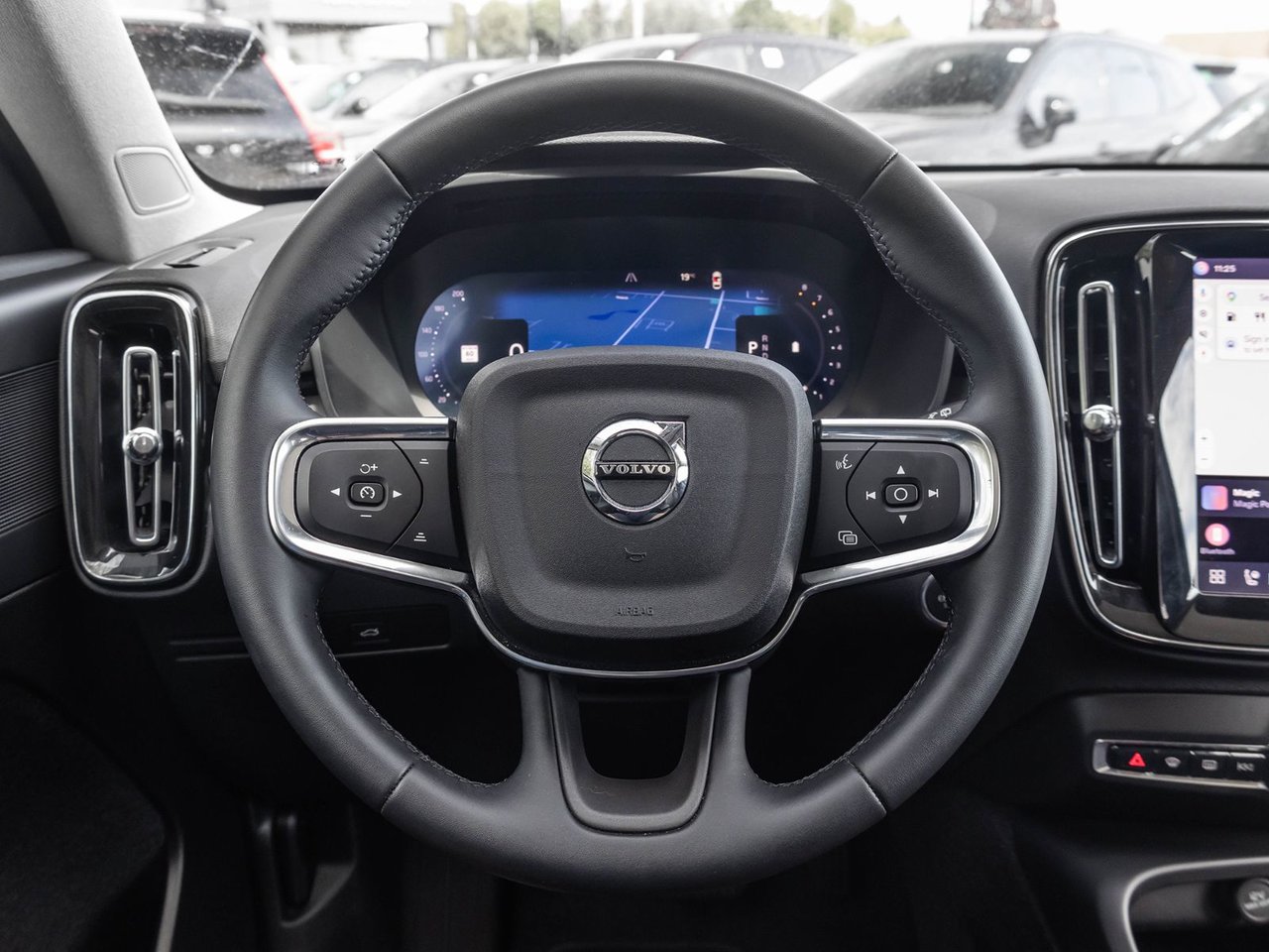 2025 Volvo XC40 Core Bright Theme-8