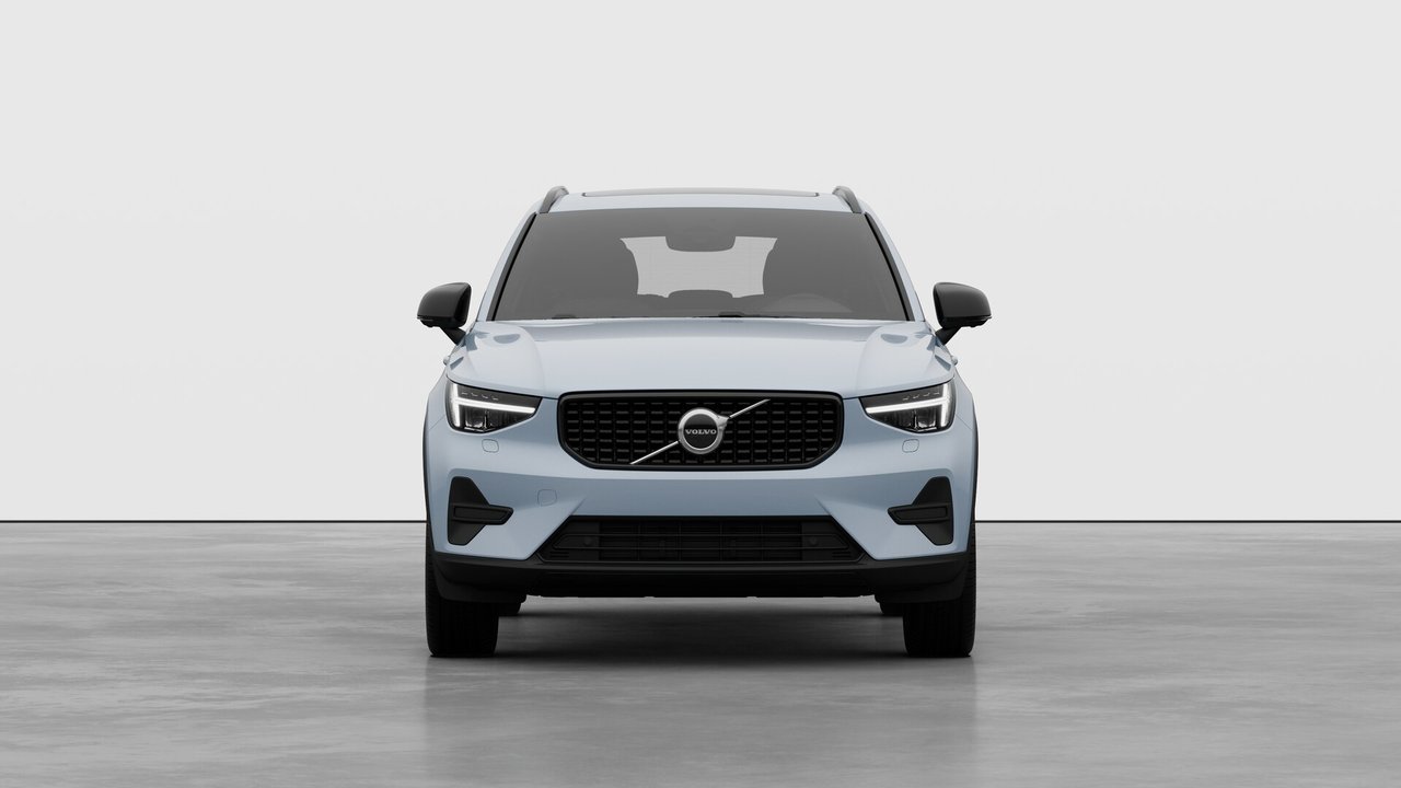 2026 Volvo XC40 Core Dark Theme-4