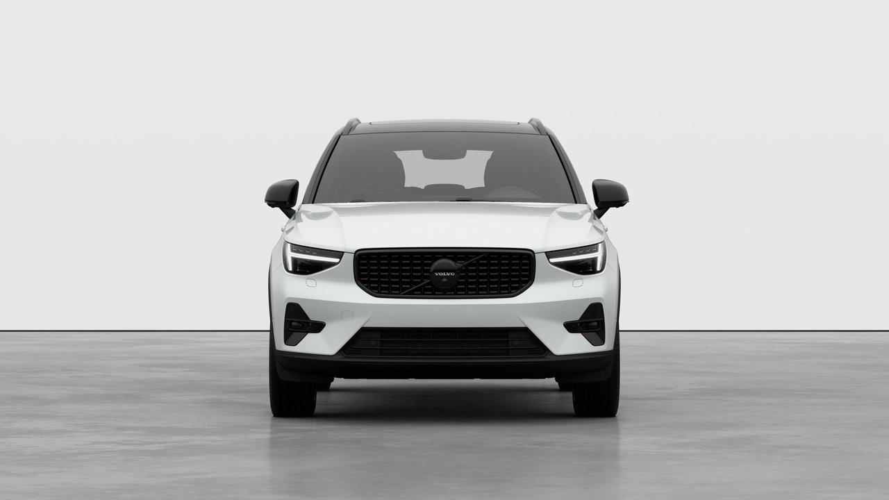 2026 Volvo XC40 Ultra Black Edition-4