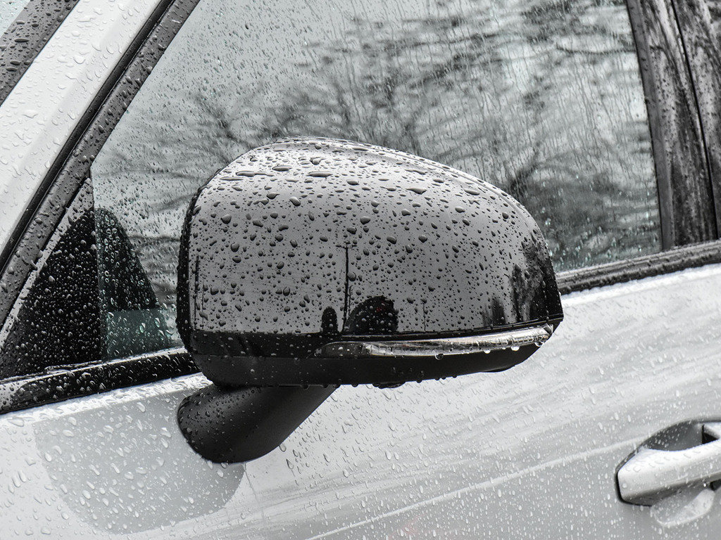 2026 Volvo XC40 Plus Dark Theme-3