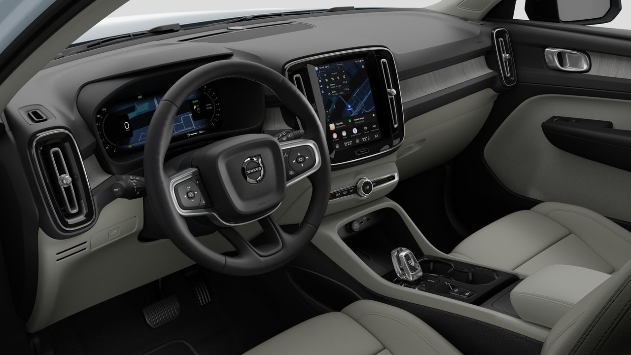 2026 Volvo XC40 Plus Dark Theme-9
