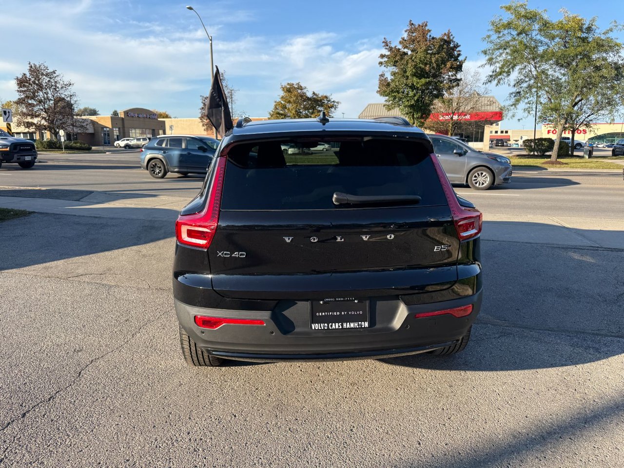 2026 Volvo XC40 Plus (Dark Theme)-11