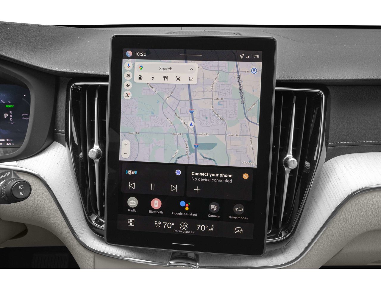 2027 Volvo XC60 Plug-In Hybrid Ultra Dark Theme-10