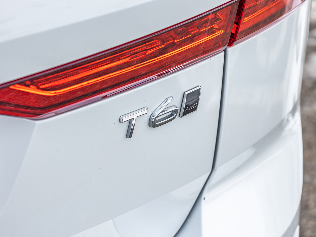 2021 Volvo XC60 Momentum-6