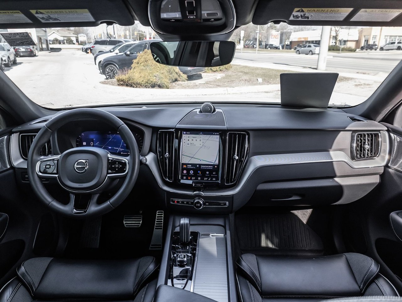 2022 Volvo XC60 R-Design-27