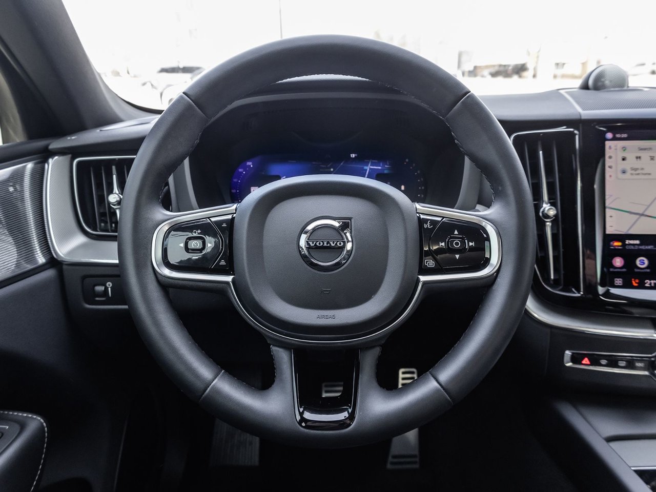 2022 Volvo XC60 R-Design-9