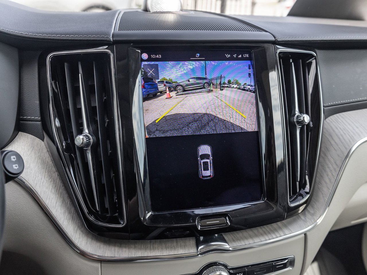 2022 Volvo XC60 Inscription-14