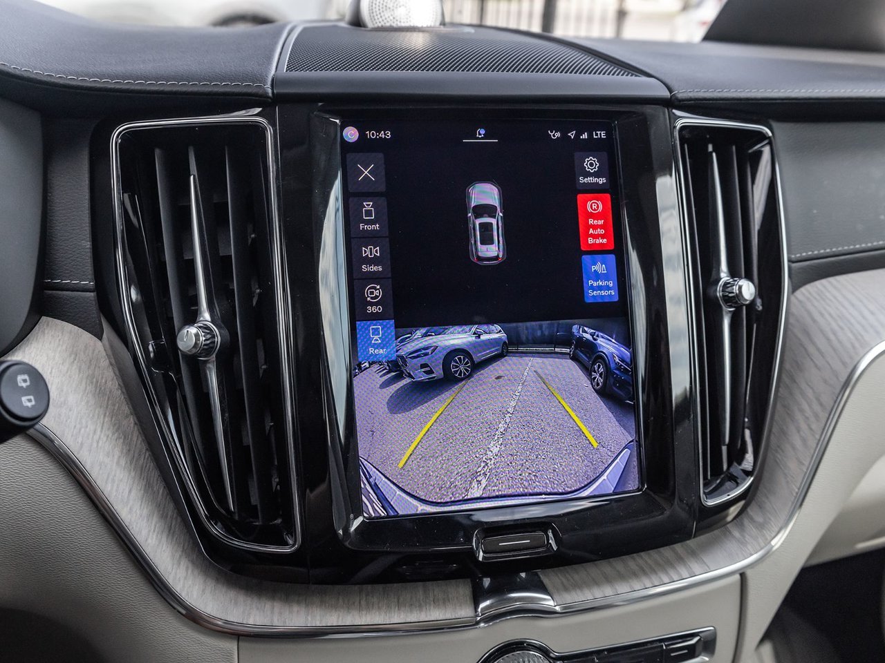 2022 Volvo XC60 Inscription-20