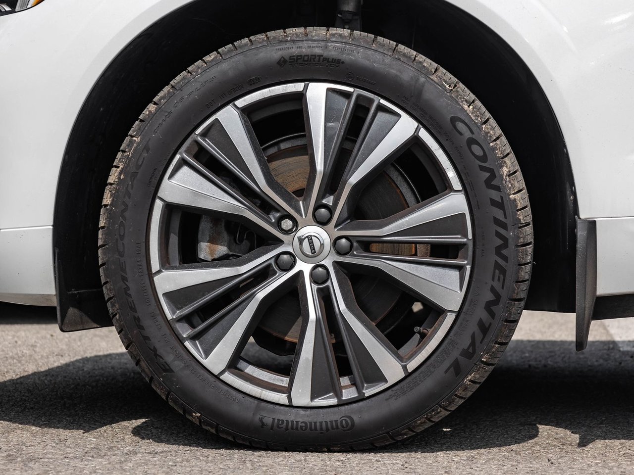 2022 Volvo XC60 Momentum-4