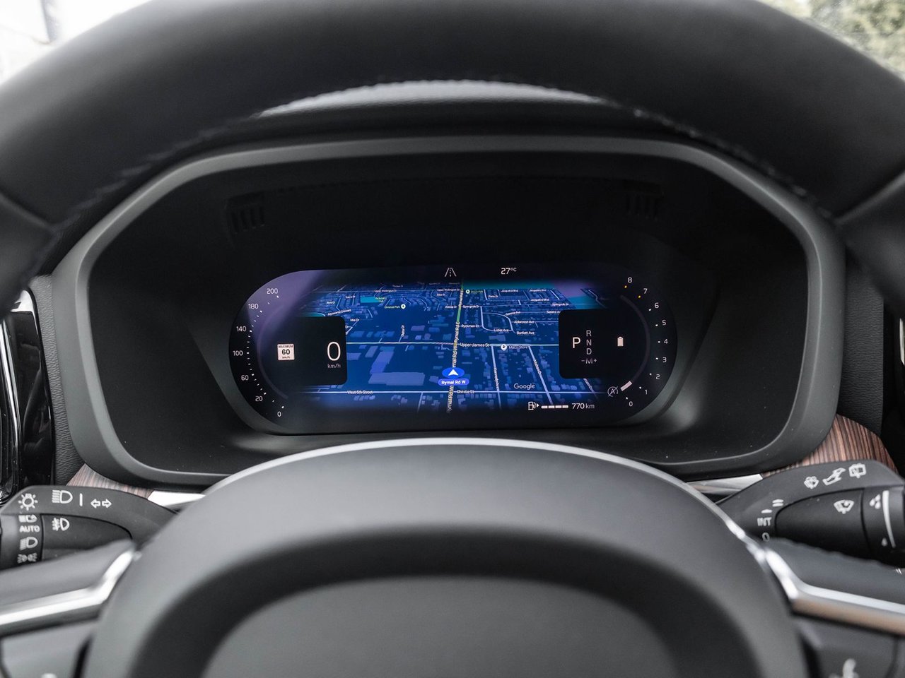 2022 Volvo XC60 Momentum-11