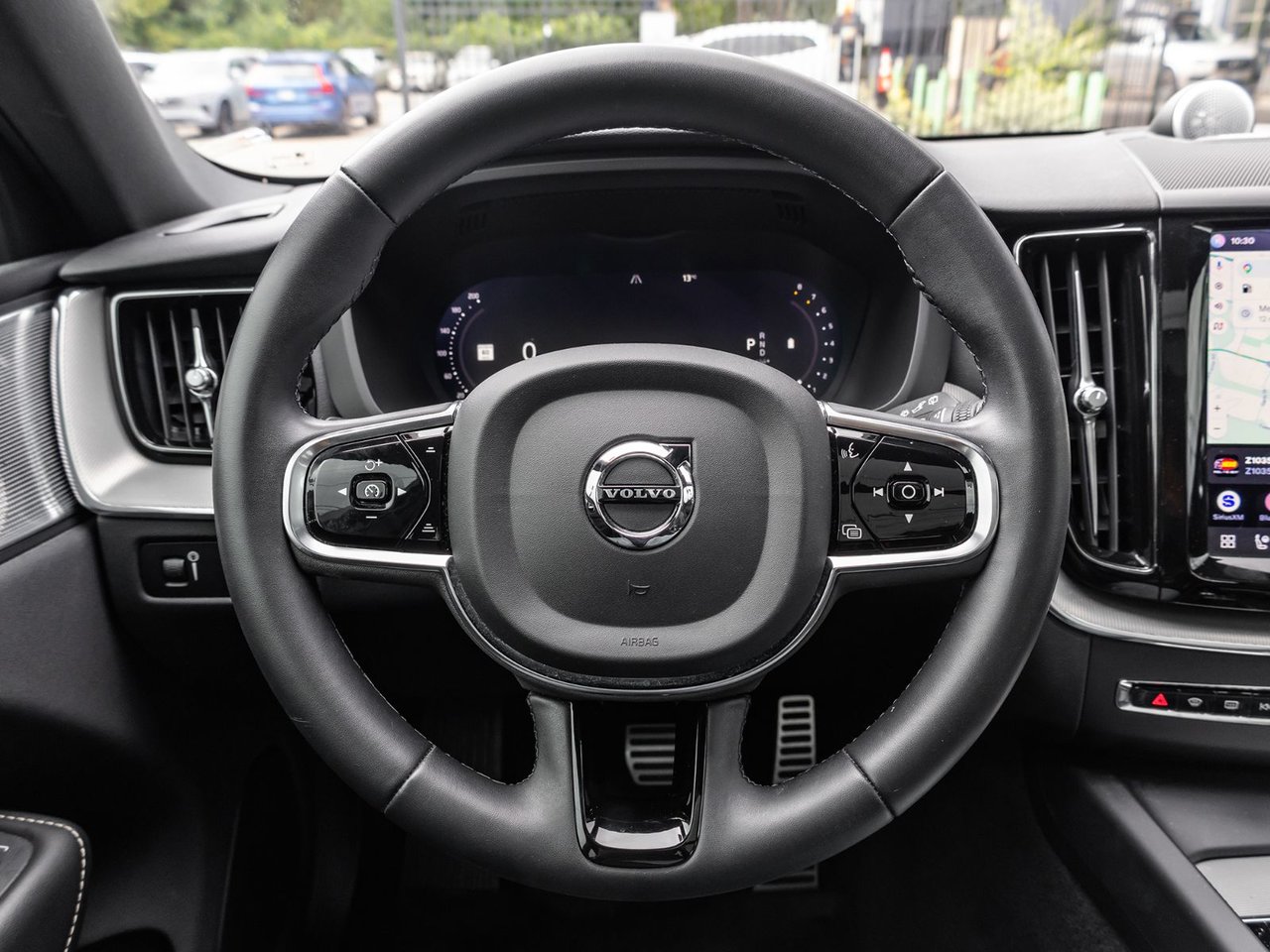 2022 Volvo XC60 R-Design-11