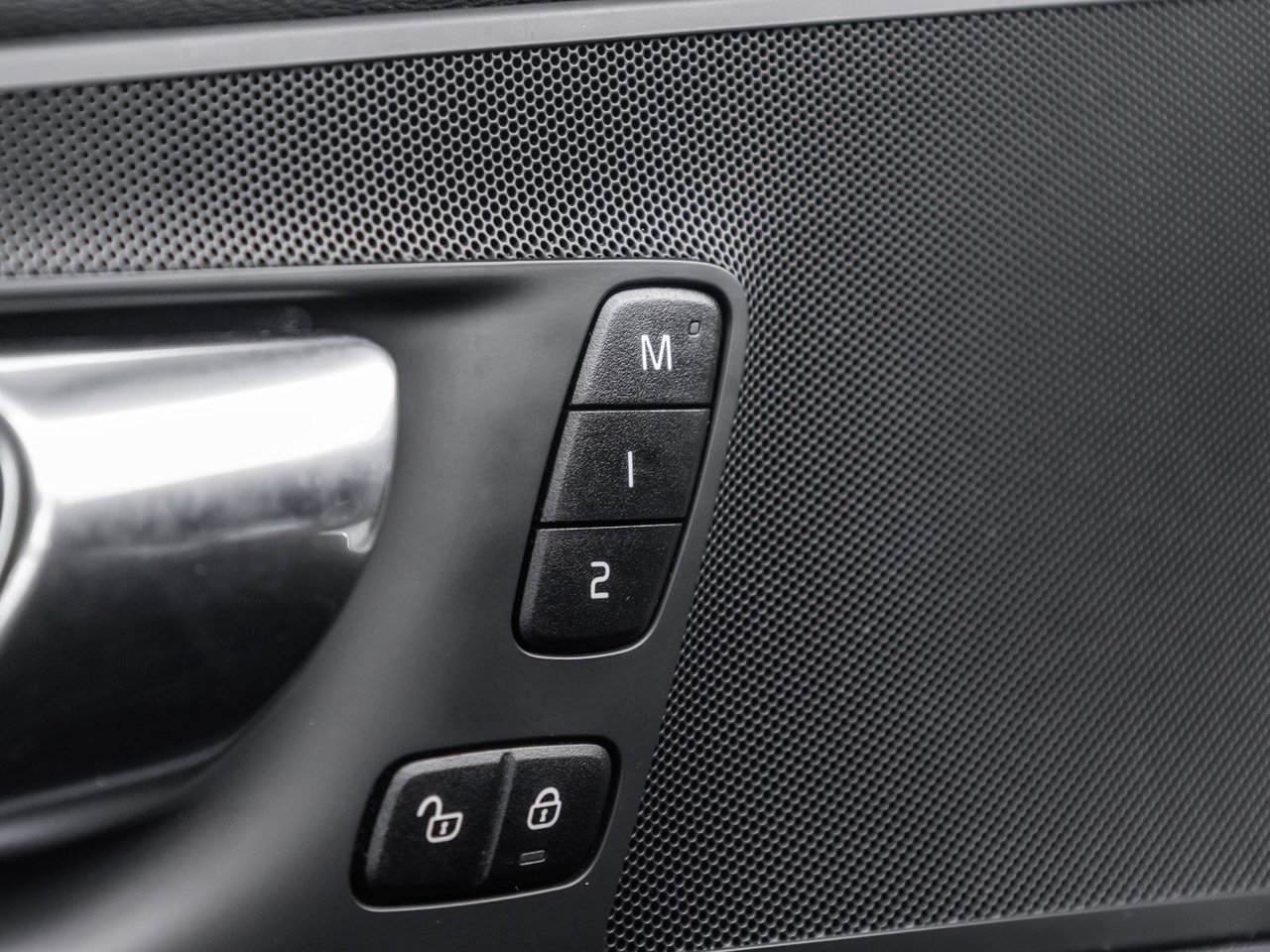2023 Volvo XC60 Core-13
