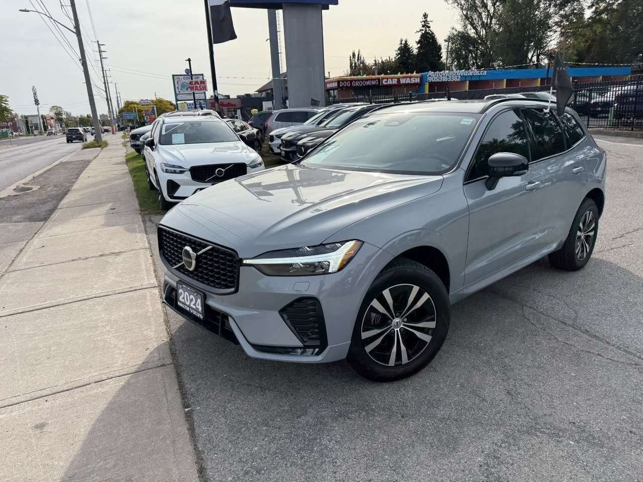2024 Volvo XC60 Core Dark Theme-3