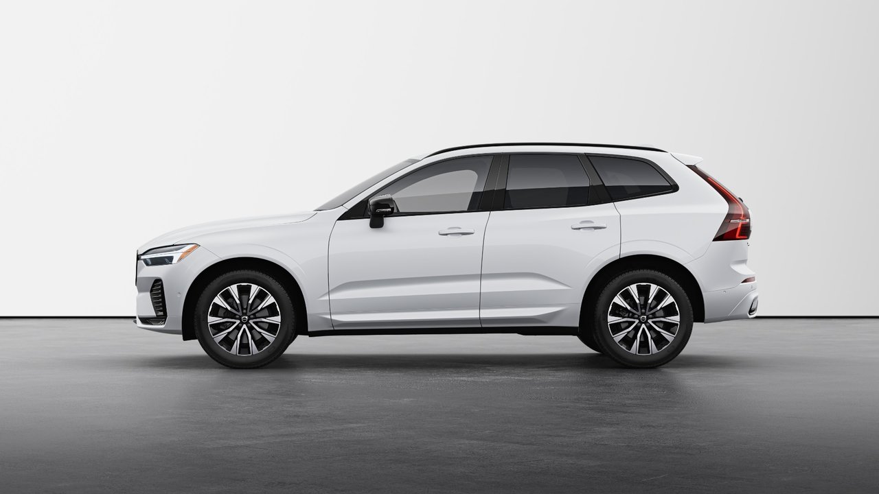 2025 Volvo XC60 Plus Dark Theme-5