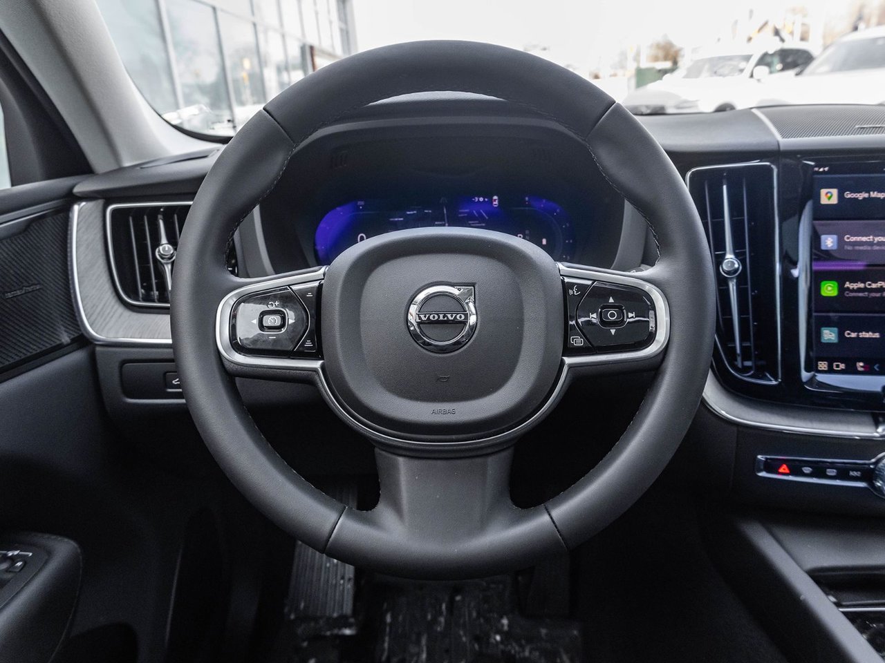 2025 Volvo XC60 Plus Dark Theme-9