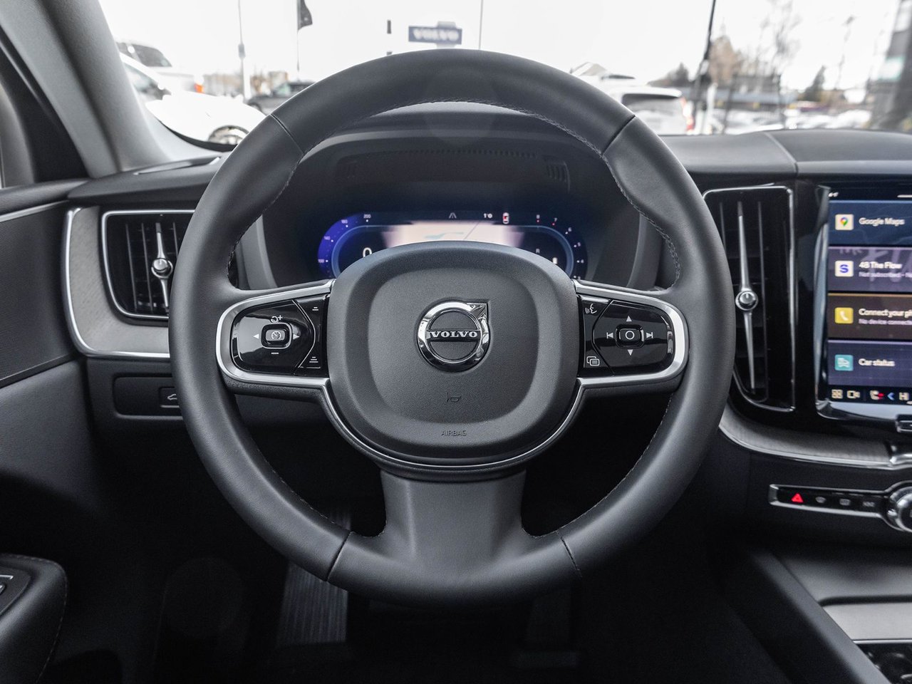 2025 Volvo XC60 Plus Dark Theme-9