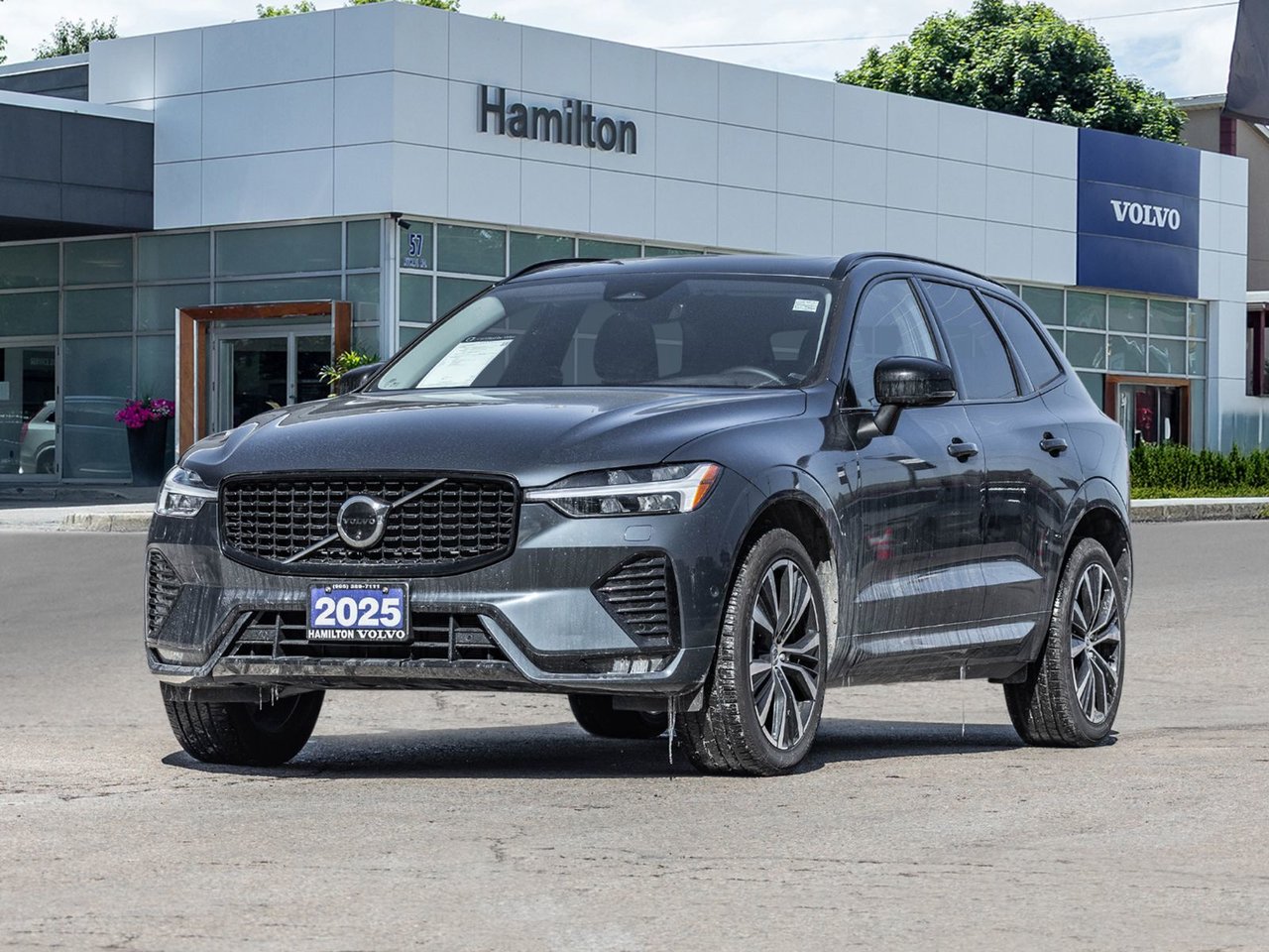 2025 Volvo XC60 Plus Dark Theme-0