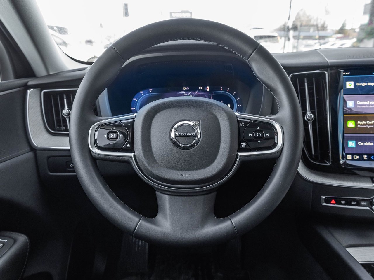 2025 Volvo XC60 Plus Dark Theme-9