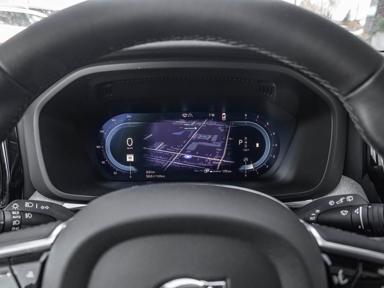 2025 Volvo XC60 Plus Dark Theme-11