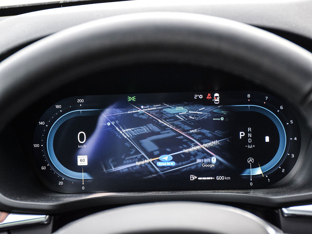 2025 Volvo XC60 Plus Dark Theme-11