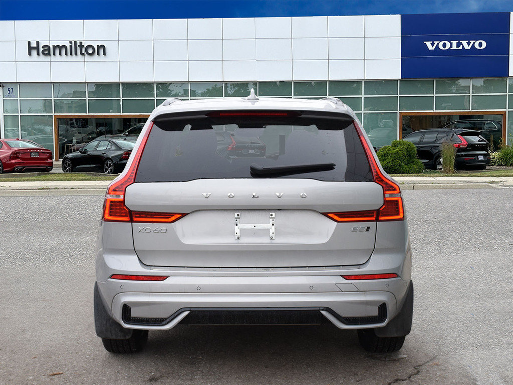 2025 Volvo XC60 Plus Dark Theme-6