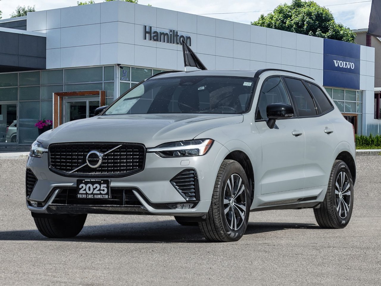 2025 Volvo XC60 B5 Core Dark Theme AWD
