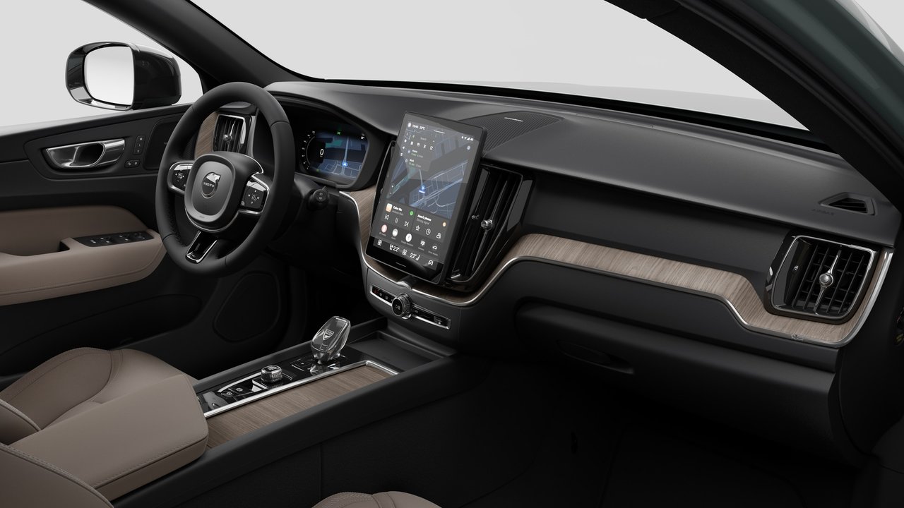 2027 Volvo XC60 Plus Dark Theme-9