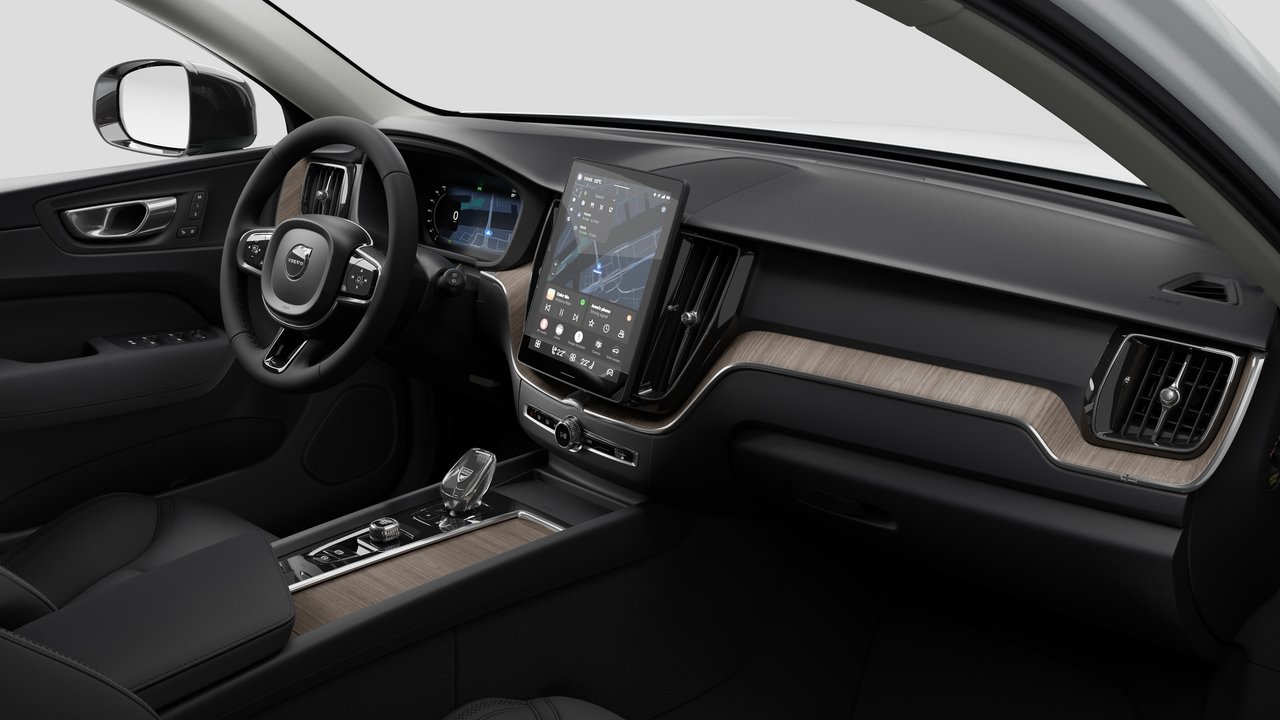 2027 Volvo XC60 Core Dark Theme-9