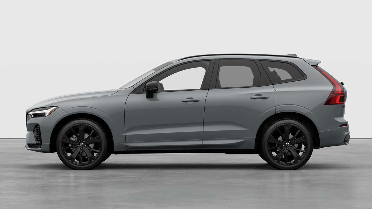 2027 Volvo XC60 Plus Black Edition-7