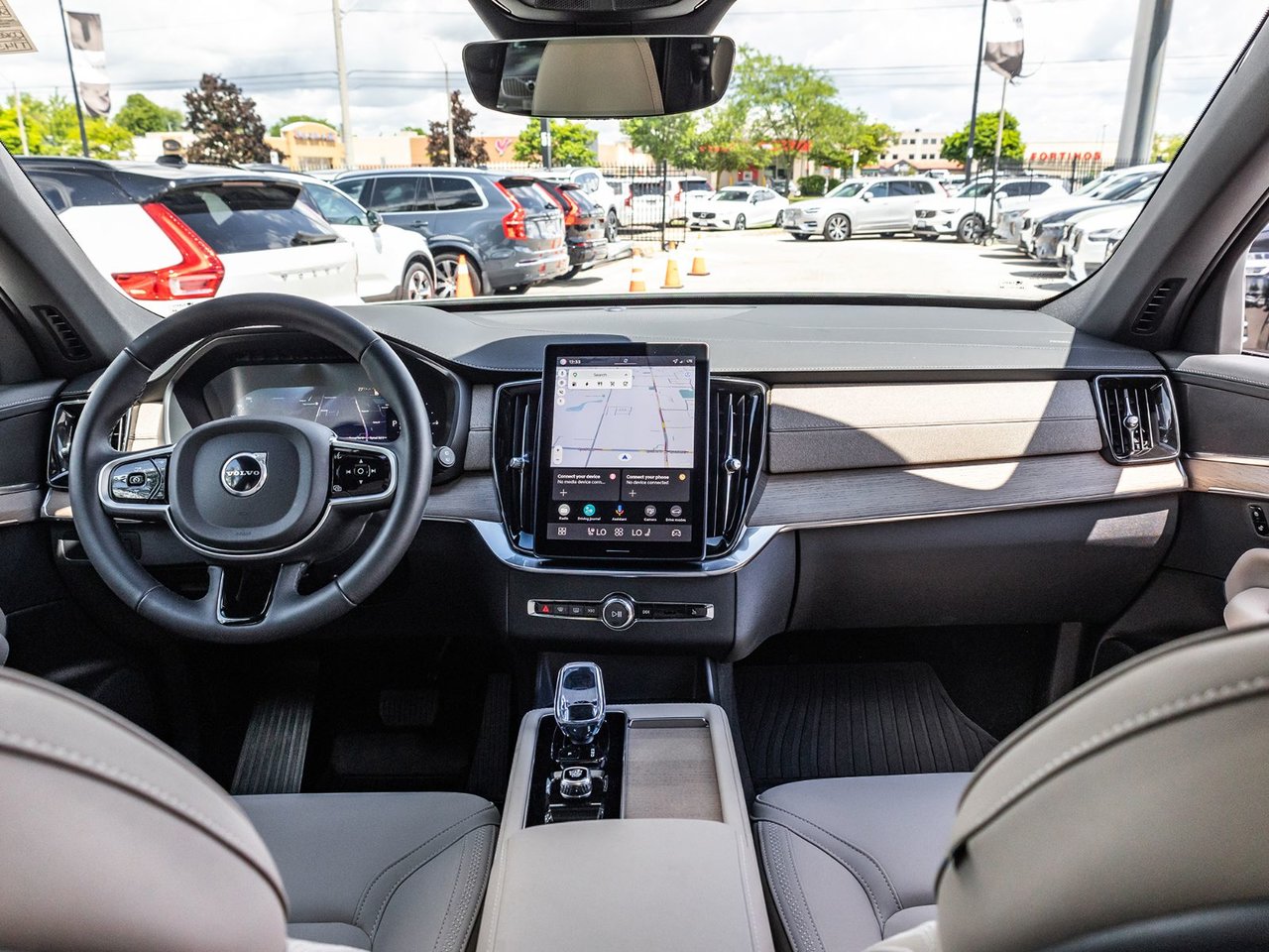 2026 Volvo XC90 Plug-In Hybrid Core Bright Theme-26