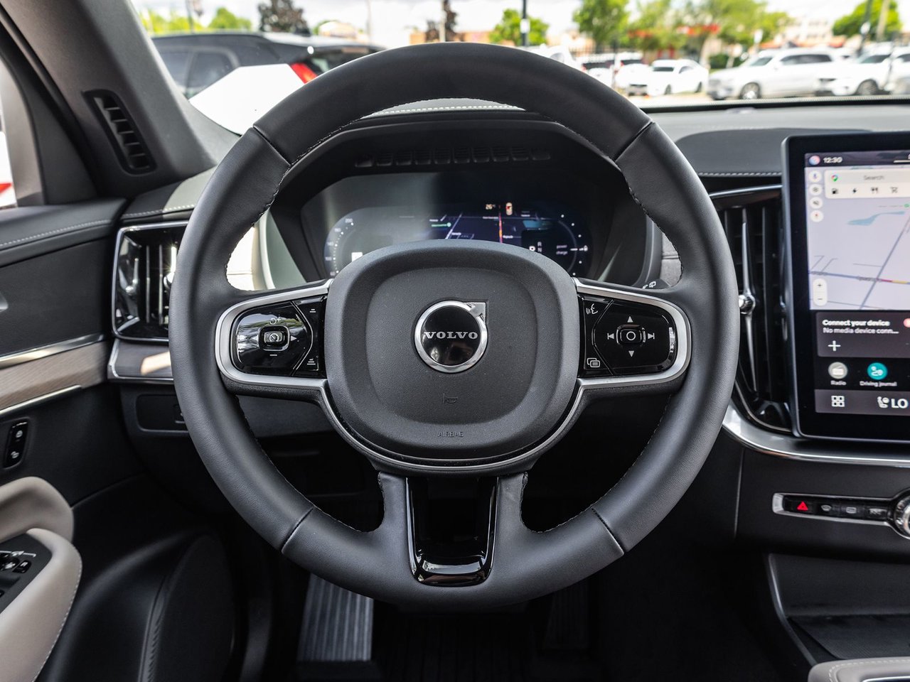 2026 Volvo XC90 Plug-In Hybrid Core Bright Theme-8