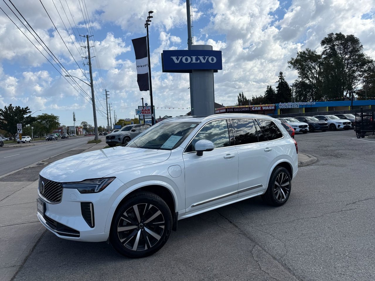 CRYSTAL WHITE PEARL METALLIC 2026 Volvo XC90 SUV / Crossover All-Wheel Drive Automatic