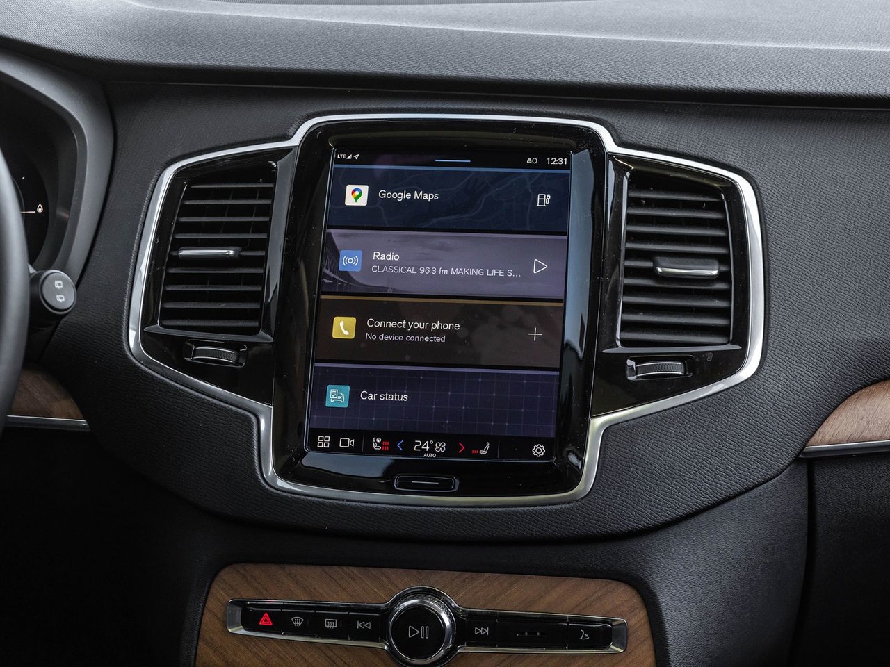 2024 Volvo XC90 Recharge Plus Bright Theme-32