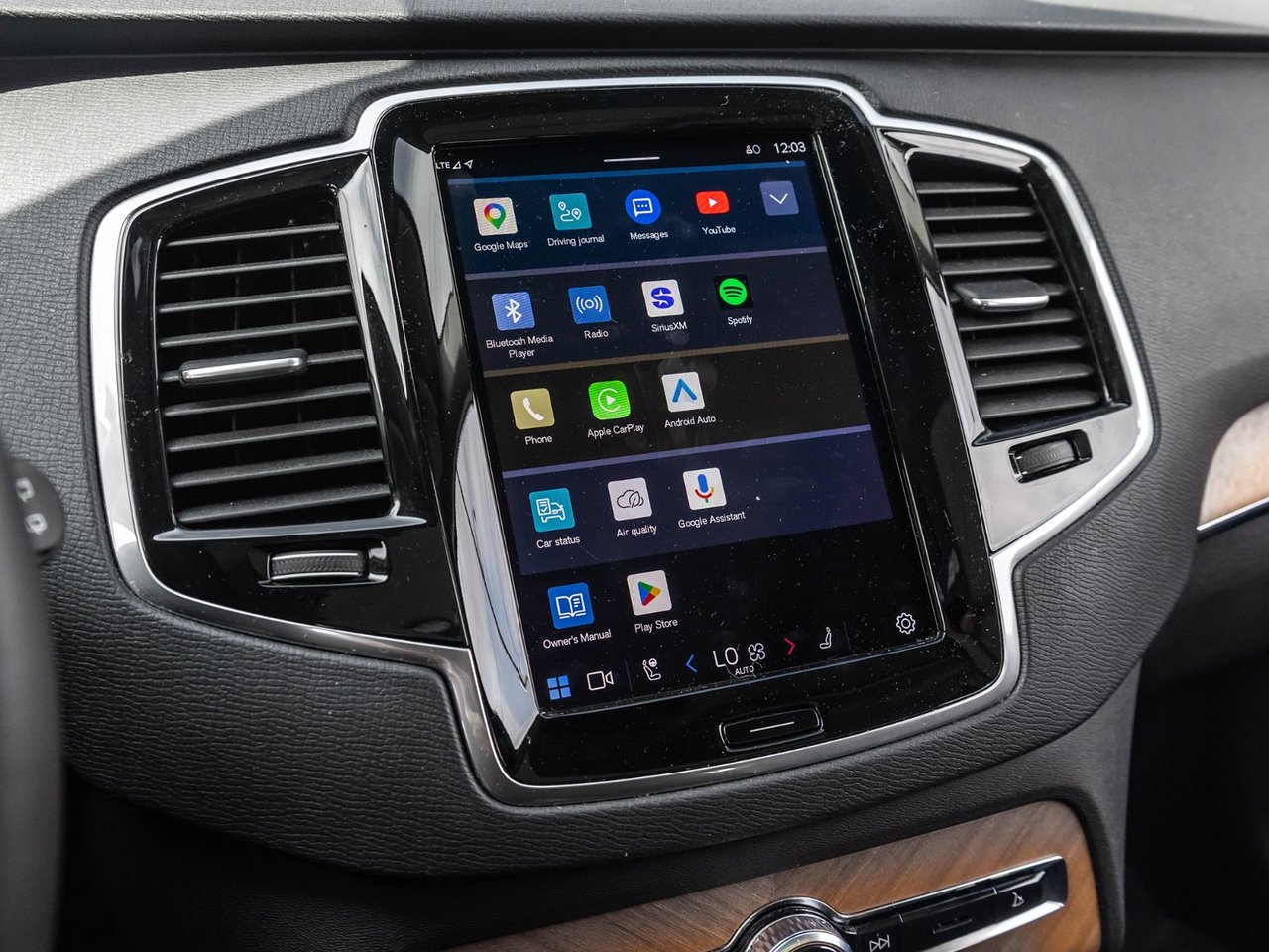 2024 Volvo XC90 Recharge Plus Bright Theme-22