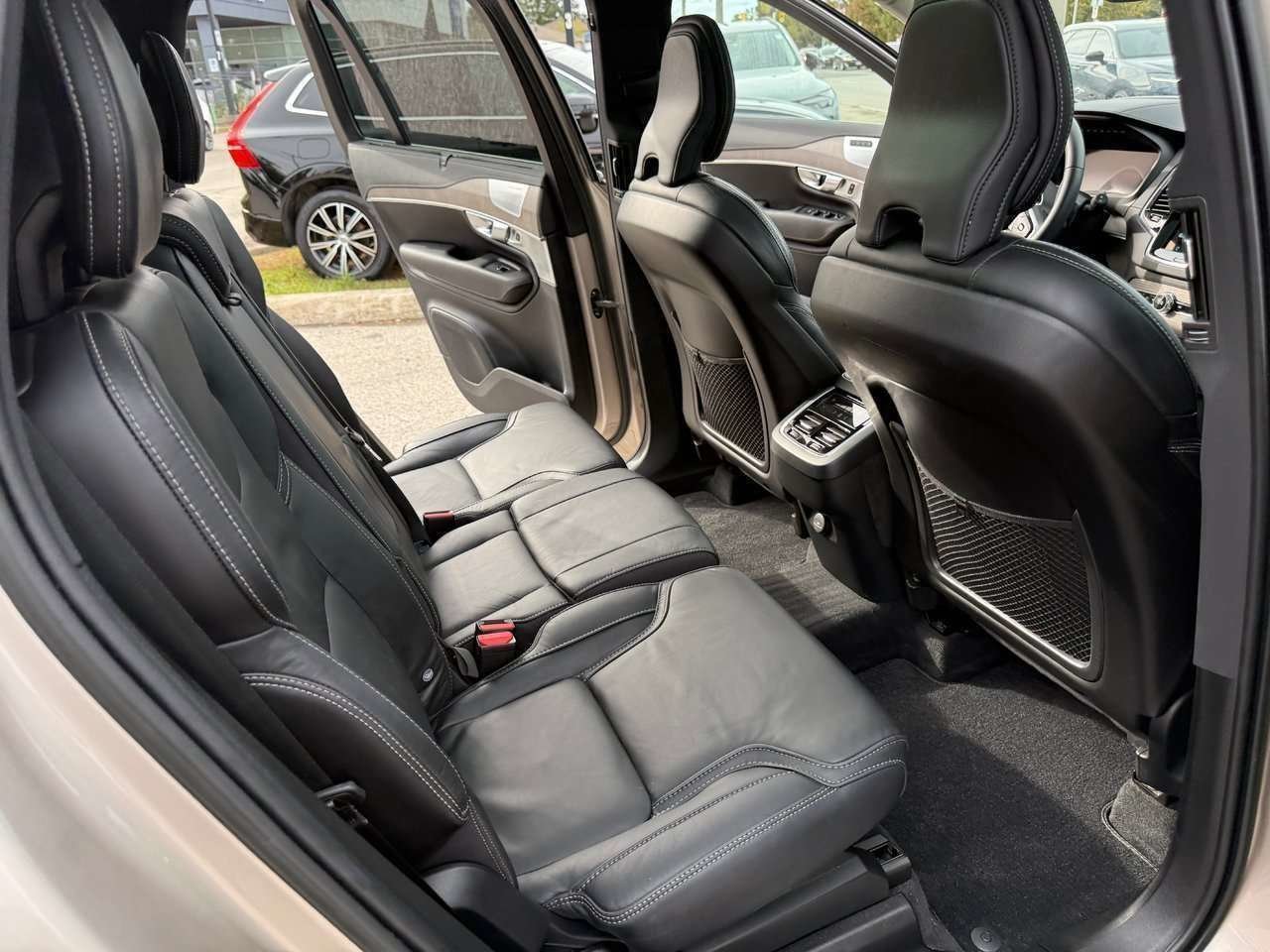 2023 Volvo XC90 Ultimate Bright Theme-15