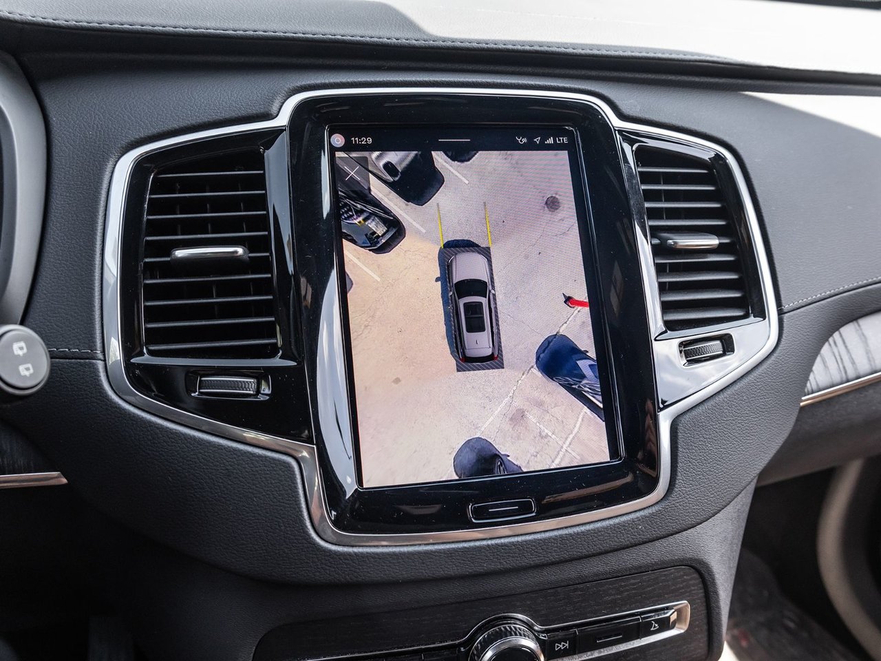 2024 Volvo XC90 Ultimate Bright Theme-16