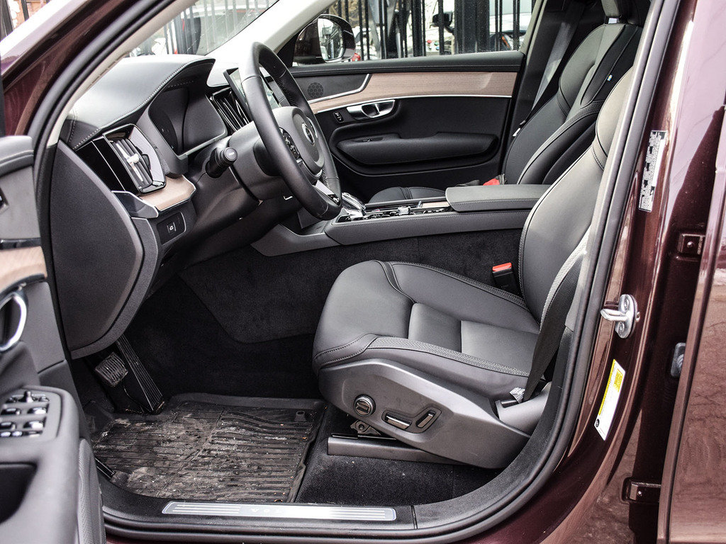 2025 Volvo XC90 Plus Bright Theme-19