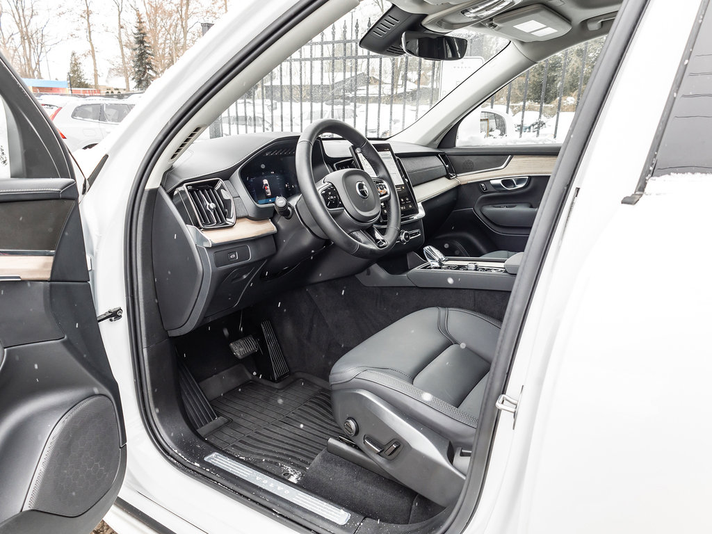 2025 Volvo XC90 Core Bright Theme-6